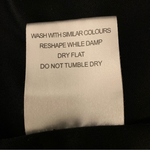 Solo Navy Floral Print Velvet Dress, Size 14 - Picture 12 of 12